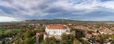 Beautiful castle in Siklos hungary-stock-foto
