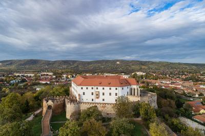 Beautiful castle in Siklos hungary-stock-foto