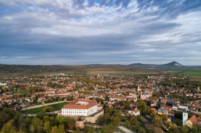 Beautiful castle in Siklos hungary-stock-foto