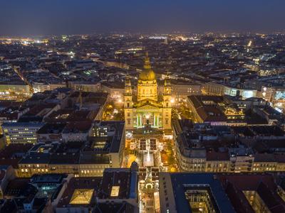 St. Stephen's Basilica in Budapest Hungary at night-stock-photo