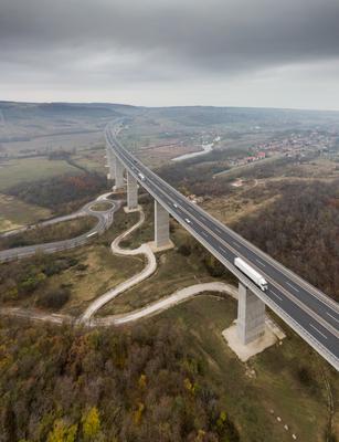 Viaduct of Koroshegy in Hungary-stock-foto