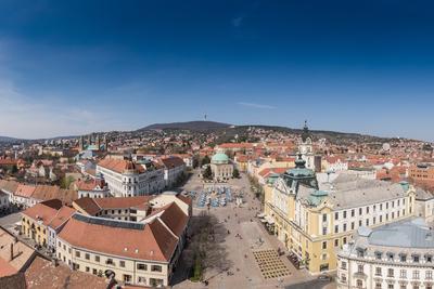 Bird eye view of Pecs, Hungary-stock-foto