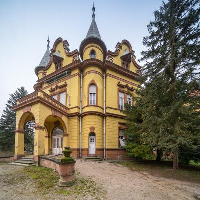 Pallavicini Castle in Mosdos, Hungary-stock-foto