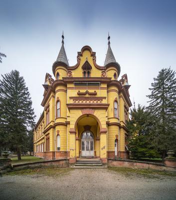 Pallavicini Castle in Mosdos, Hungary-stock-photo