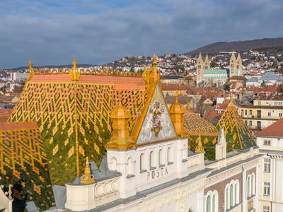 beautiful post palace in Pecs, Hungary-stock-foto