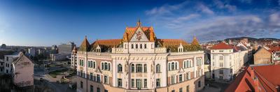 beautiful post palace in Pecs, Hungary-stock-foto