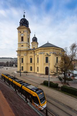 Reformed Great Church in Debrecen city, Hungary-stock-foto