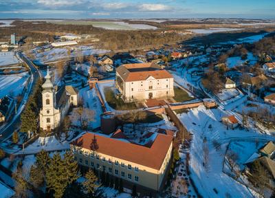 Aerial photo of Castle in Ozora, called Ozorai Pipo vara-stock-foto