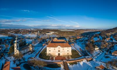 Aerial photo of Castle in Ozora, called Ozorai Pipo vara-stock-foto