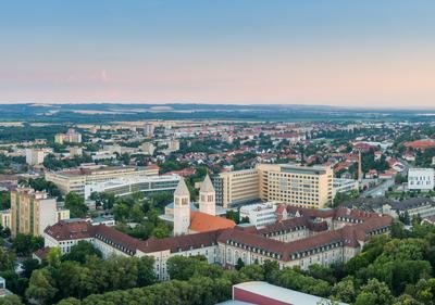 Bird eye view: Pecs, Pius church and university city-stock-foto