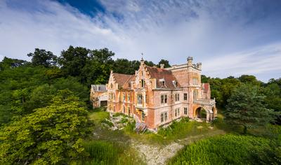 Ruined castle in Mikosszeplak, Hungary-stock-foto