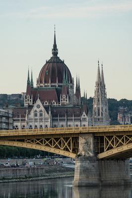 Beautiful Hungarian parliament in budapest, Hungary-stock-foto