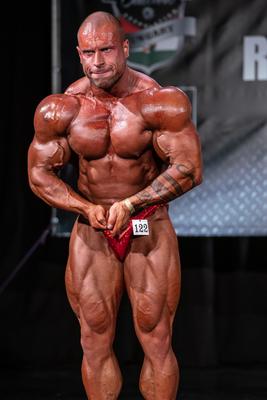 2020 in Szeged, hungary, HUNGARY - SZEPT 27: Plumbas Adam participates in PCA bodybuilding championship on Szept 27, szeged-stock-foto