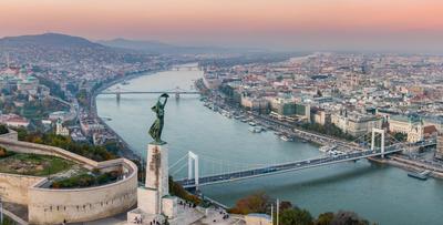 aerial view of Citadella Budapest-stock-foto