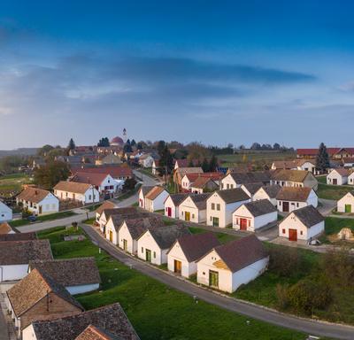Wine cellars in a row in Southern Hungary in Palkonya village-stock-foto