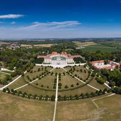 Beautiful Eszterhazy Castle in Fertod, Hungary-stock-foto