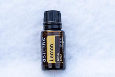 Pecs, Hungray - Jan 25 2021 - Illustrative editorial image of Doterra Essential Oils for everyday use-stock-foto