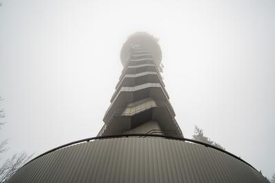 Tv tower in Zalaegerszeg with foggy sky-stock-foto