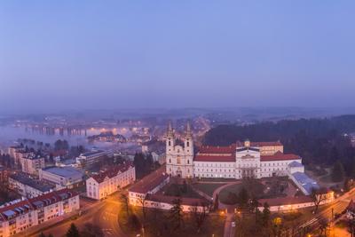 Zirc Abbey is a Cistercian abbey, situated in Zirc Hungary-stock-foto
