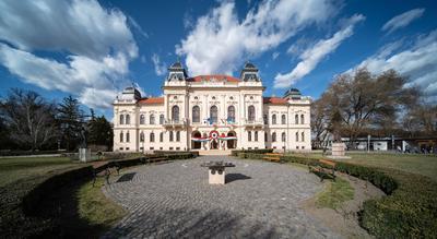 Town hall in Kisujszallas with march 15 decoriation-stock-photo