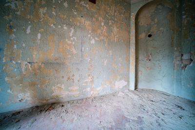 interior of an old abandoned castle-stock-foto