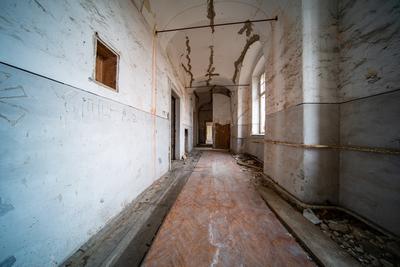 interior of an old abandoned castle-stock-foto