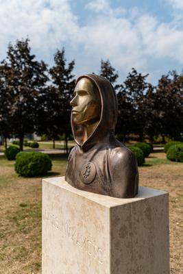 Budapest, Hungary -August 7, .2022:  Portrait of the statue of Satoshi Nakamoto mysterious founder of Bitcoin and Blockchain technology in; created by Reka Gergely and Tamas Gilly.  August 7, .2022 in Budapest, Hungary.-stock-photo