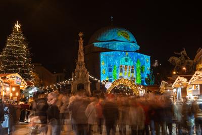 PECS, HUNGARY - DECEMBER 4 2022: Advent market with christmas tree at Szechenyi Square in Pecs. December 4, 2022 Pecs, Hungary-stock-photo