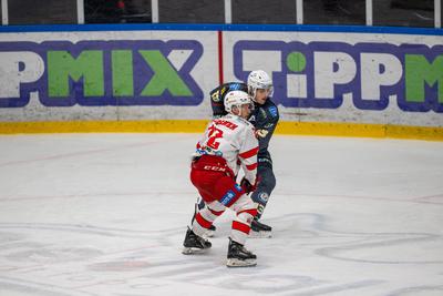 BUDAPEST - FEBRUARY 2: MAC Budapest (Budapest Jégkorong Akadémia Hockey Club) (blue) and Gyergyoi HK  (white) ice hockey teams participate in Championship, February 2, 2024 in Budapest, Hungary.-stock-photo