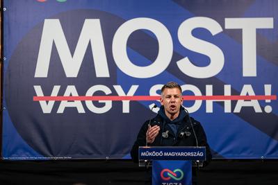 Pecs, Hungary - March 07, 2026: Hungarian politician Peter Magyar leader of the Hungarian opposition and Tisza party giving a speech-stock-foto