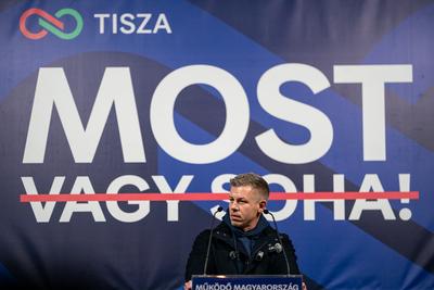 Pecs, Hungary - March 07, 2026: Hungarian politician Peter Magyar leader of the Hungarian opposition and Tisza party giving a speech-stock-foto