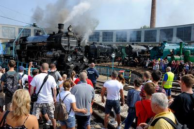 150 éves a MÁV,  Nemzetközi Jármûparádé a Vasúttörténeti Parkban,   2018. szeptember 8-án és 9-én többtonnás vasparipák mutatkoztak be és versenyeztek egymással a Vasúttörténeti Parkban-stock-foto
