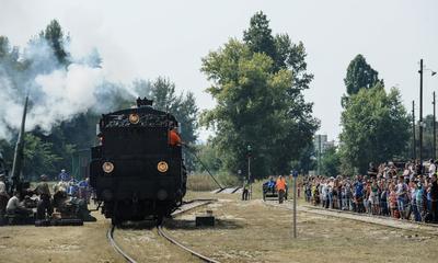 150 éves a MÁV,  Nemzetközi Jármûparádé a Vasúttörténeti Parkban,   2018. szeptember 8-án és 9-én többtonnás vasparipák mutatkoztak be és versenyeztek egymással a Vasúttörténeti Parkban-stock-foto