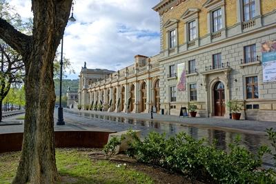 A felújított Várkert Bazár Budapesten-stock-foto