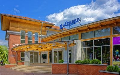 Nyíregyháza, Sóstó Aquarius gyógyfürdő bejárata-stock-foto