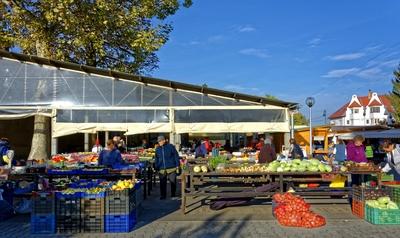 Hajdúnánási zöldség piac-stock-foto