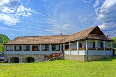 Kazár, kézművesház-stock-foto