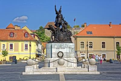 Dobo Istvan Platz in Eger, Ungarn-stock-photo
