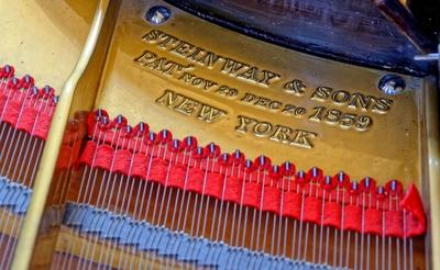 Steinway & Sons zongora-stock-foto