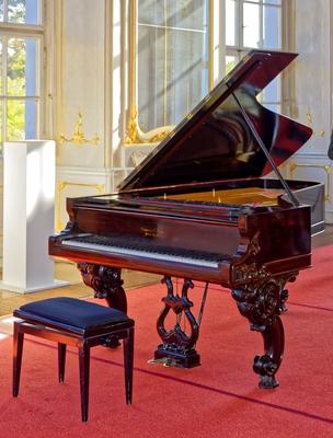 Steinway & Sons zongora-stock-foto