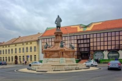 Pécs, Zsolnay Vilmos emlékmű, emlékszobor-stock-foto