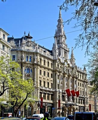 New York Palace hotel, kávéház Budapesten, külső nézett-stock-photo