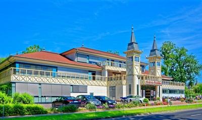 Hévíz gyógyfürdő-stock-foto