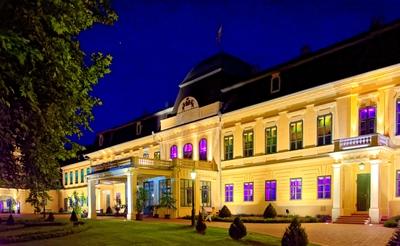 Harruckern-Wenckheim-Almásy-kastély, Gyula-stock-foto