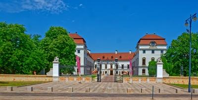 Eszterházy kastély Pápán-stock-foto