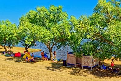 Tiszs-tó, Sarudon a strandfürdõ-stock-foto