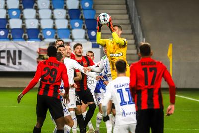 Honvéd FC-ZTE (2-2)-stock-foto