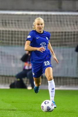 Chelsea FC v VfL Wolfsburg - UEFA Women's Champions League Quarter Final: Leg One-stock-photo