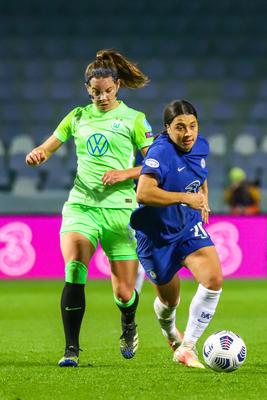 Chelsea FC v VfL Wolfsburg - UEFA Women's Champions League Quarter Final: Leg One-stock-photo