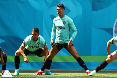 FBL-EURO-2020-2021-POR-TRAINING-stock-foto
